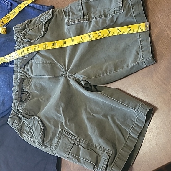 Bundle Polo Ralph Lauren Cargo Shorts/Old Navy Jeans/Levi's jeans/PokemonT-shirt - Picture 7 of 17